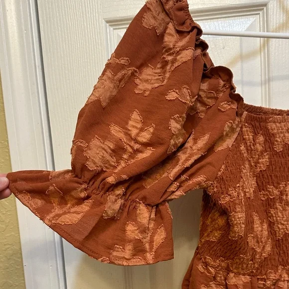 SHEIN Rust Floral Puff Sleeve Blouse - Picture 3 of 4